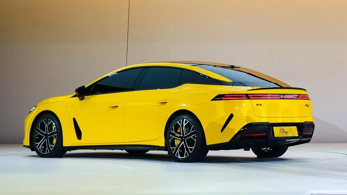 China endurece regras para carros autônomos e eleva custos do setor